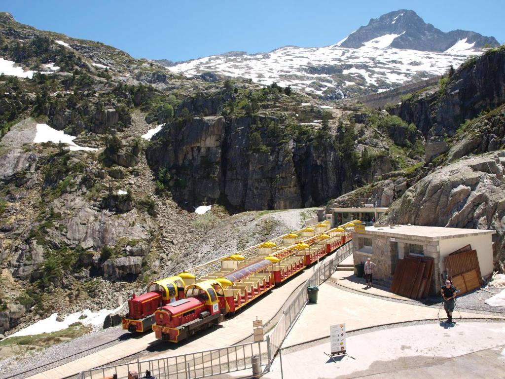 Hotel Valle De Izas Sallent de Gállego Εξωτερικό φωτογραφία